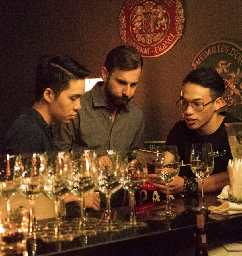 Cork & Bottle Thao Dien Jazz Vang